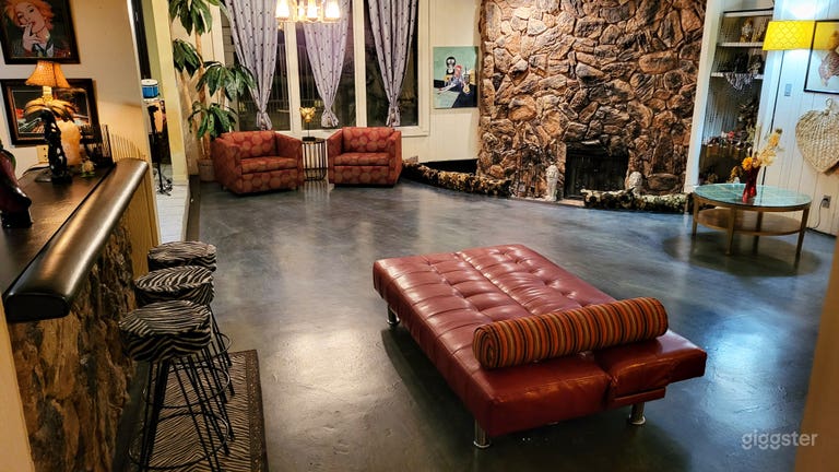  Unique 70s Retro Vintage Vegas Mid Century Home Huge Pool 